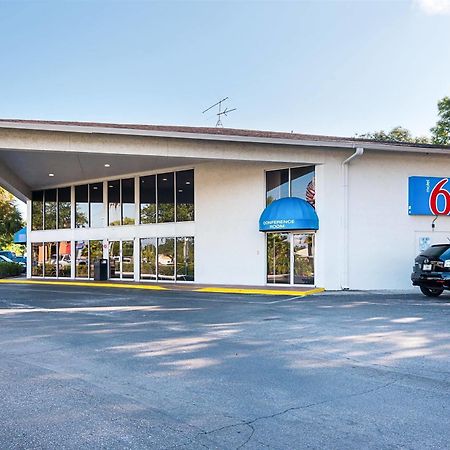 Motel 6-Tampa, Fl - Fairgrounds Heartland Zewnętrze zdjęcie