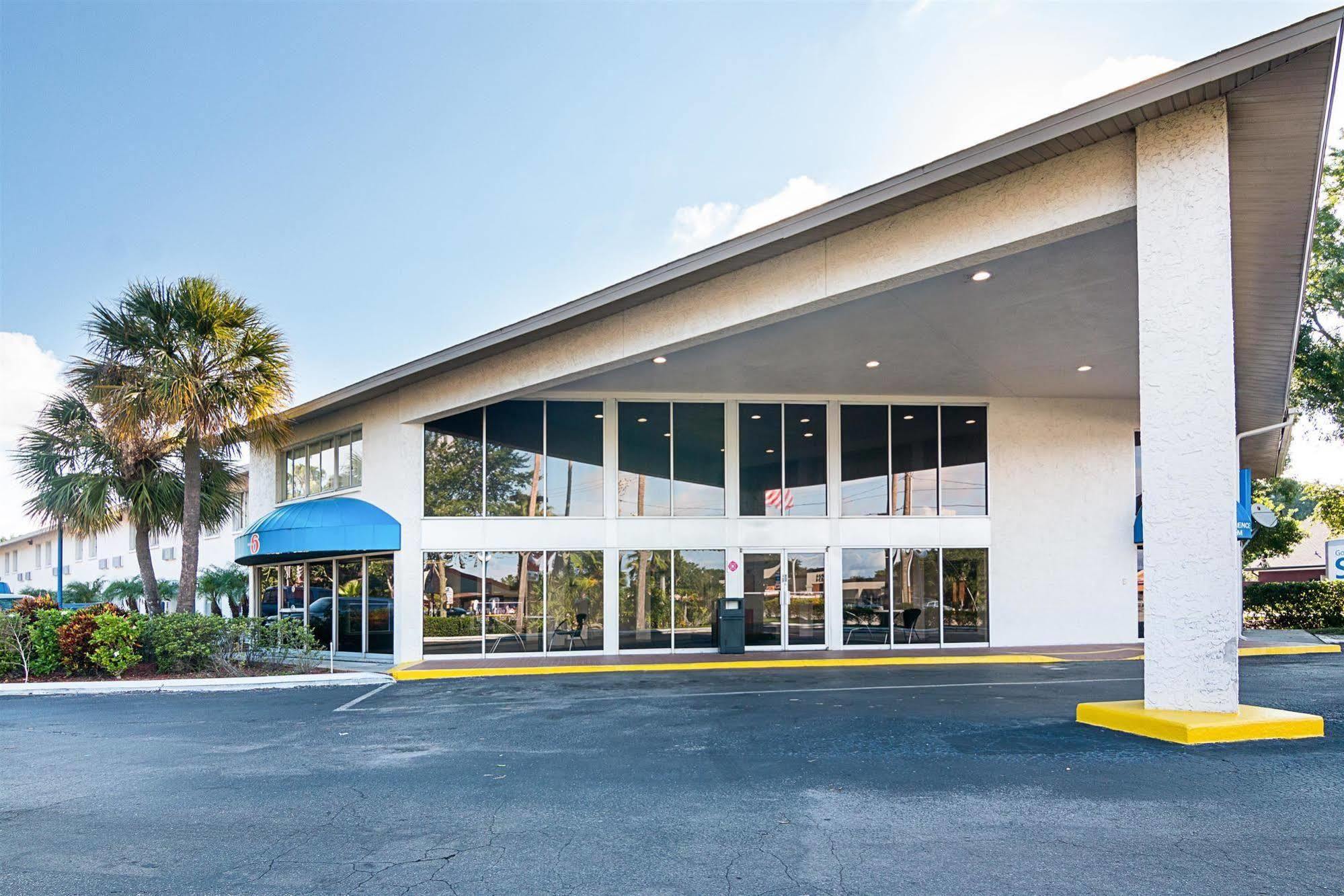 Motel 6-Tampa, Fl - Fairgrounds Heartland Zewnętrze zdjęcie